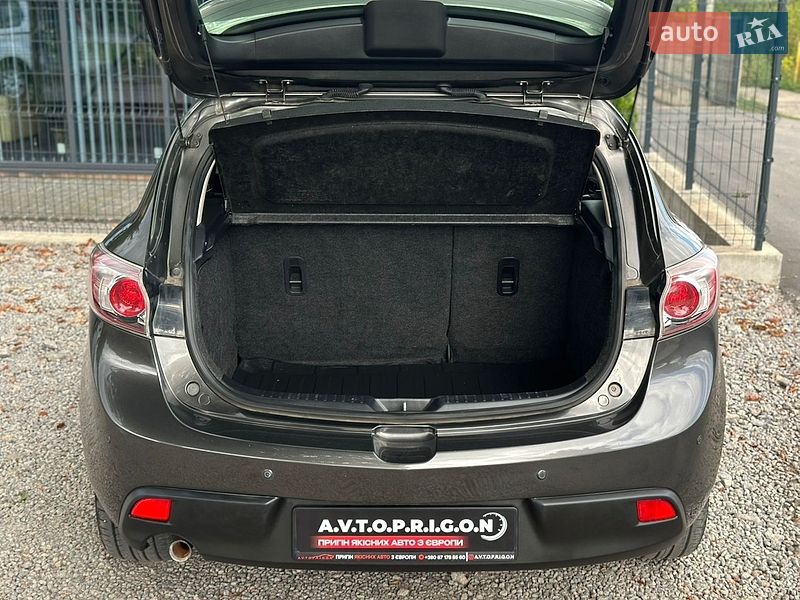 Хэтчбек Mazda 3 2010 в Виннице