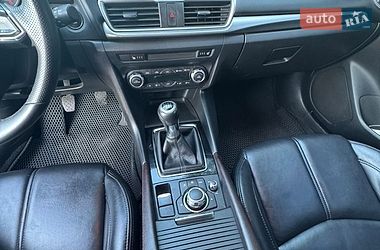 Хетчбек Mazda 3 2017 в Дніпрі