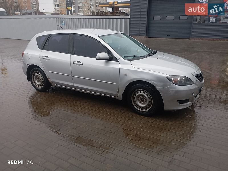 Хэтчбек Mazda 3 2004 в Александрие