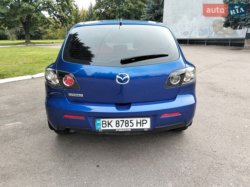 Хетчбек Mazda 3 2006 в Синельниковому