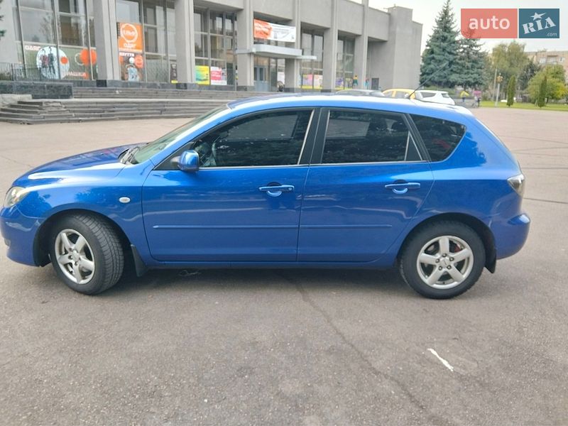 Хетчбек Mazda 3 2006 в Синельниковому