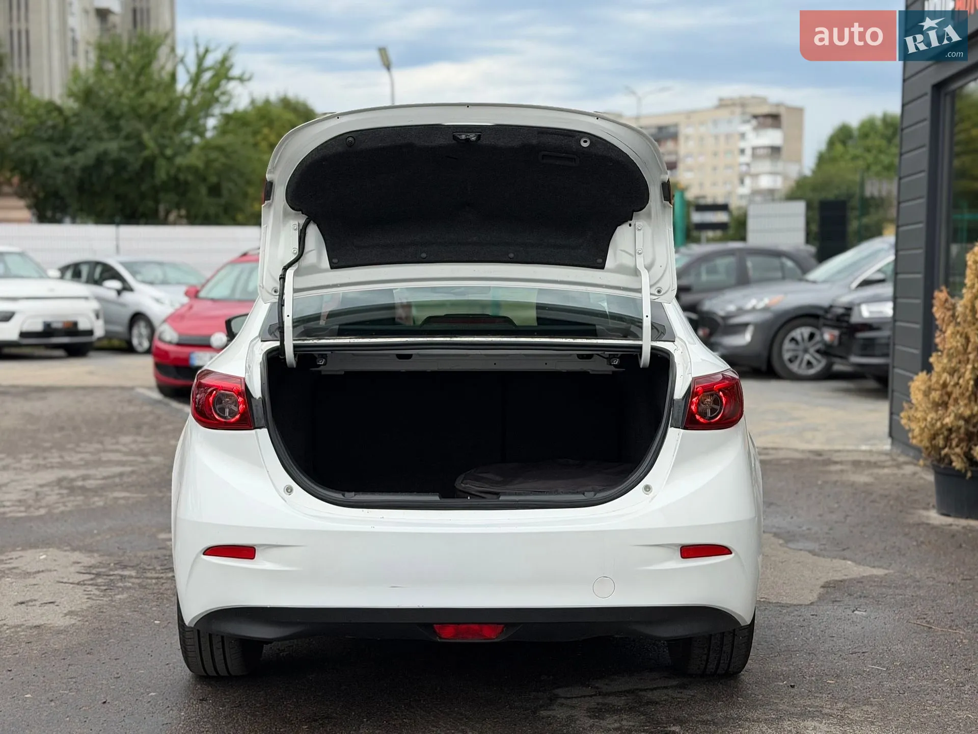 2015 Mazda 3 - мініатюра 15