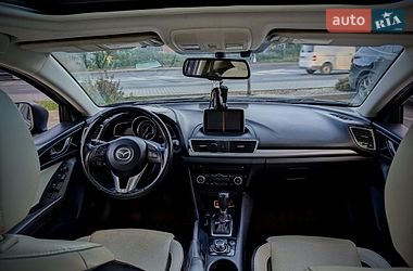 Седан Mazda 3 2014 в Ивано-Франковске