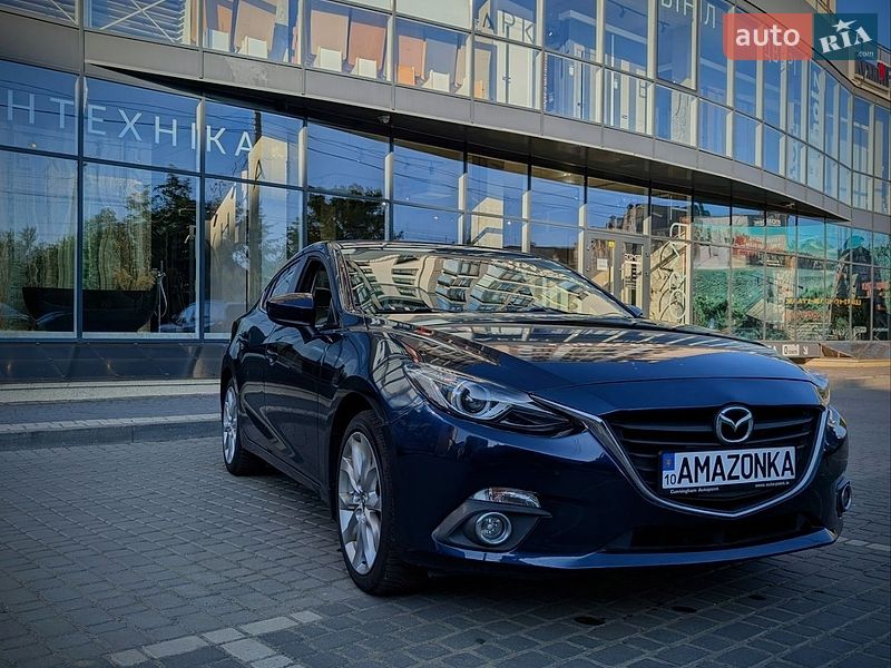 Седан Mazda 3 2014 в Івано-Франківську