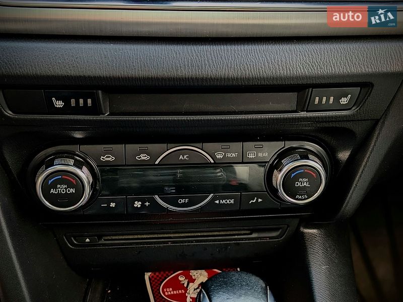 Седан Mazda 3 2014 в Івано-Франківську