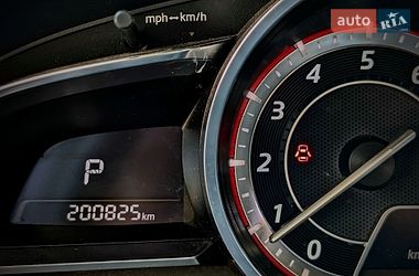 Седан Mazda 3 2014 в Ивано-Франковске