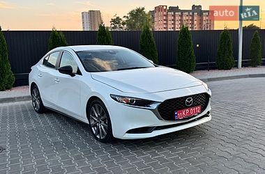 Седан Mazda 3 2021 в Днепре