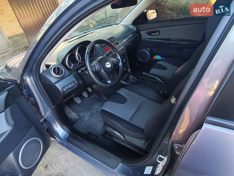 Хетчбек Mazda 3 2006 в Кропивницькому