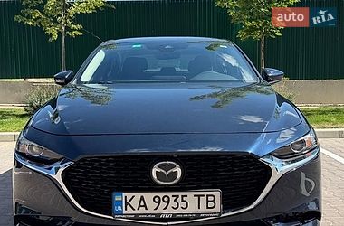 Седан Mazda 3 2021 в Киеве