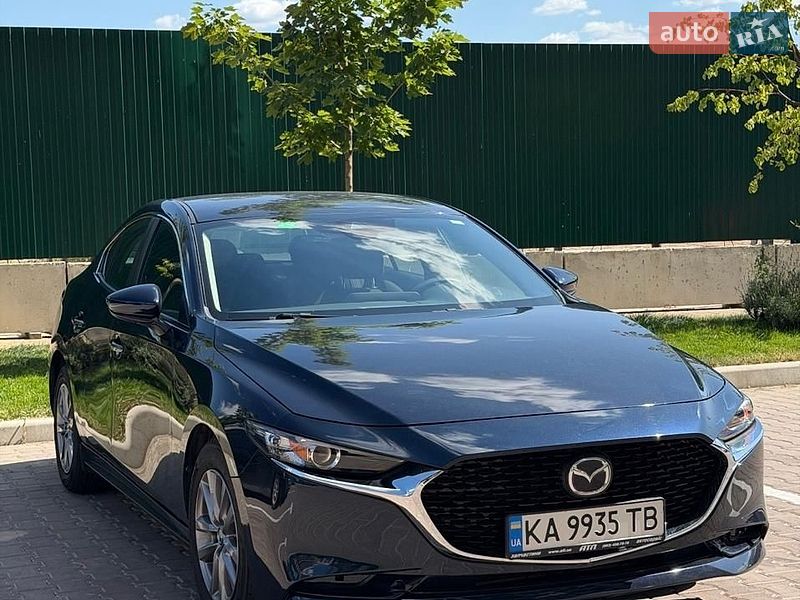 Седан Mazda 3 2021 в Киеве