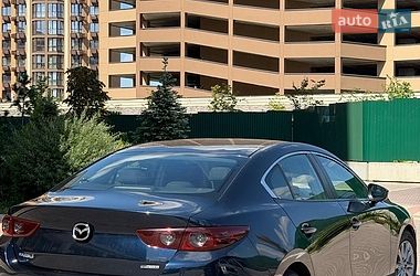 Седан Mazda 3 2021 в Киеве