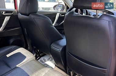 Седан Mazda 3 2013 в Смілі