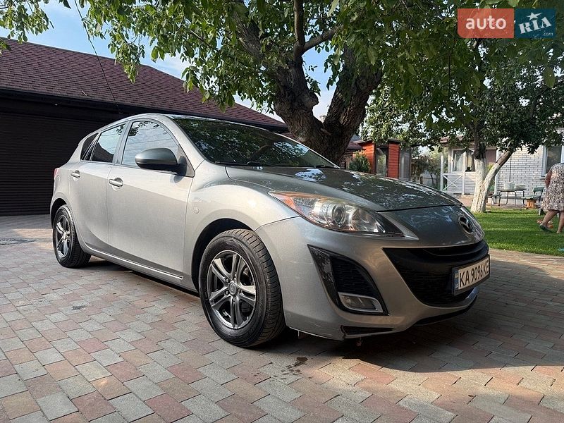 Хетчбек Mazda 3 2011 в Києві