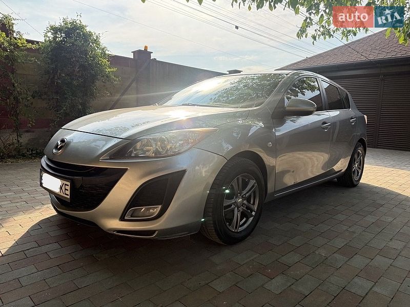 Хетчбек Mazda 3 2011 в Києві
