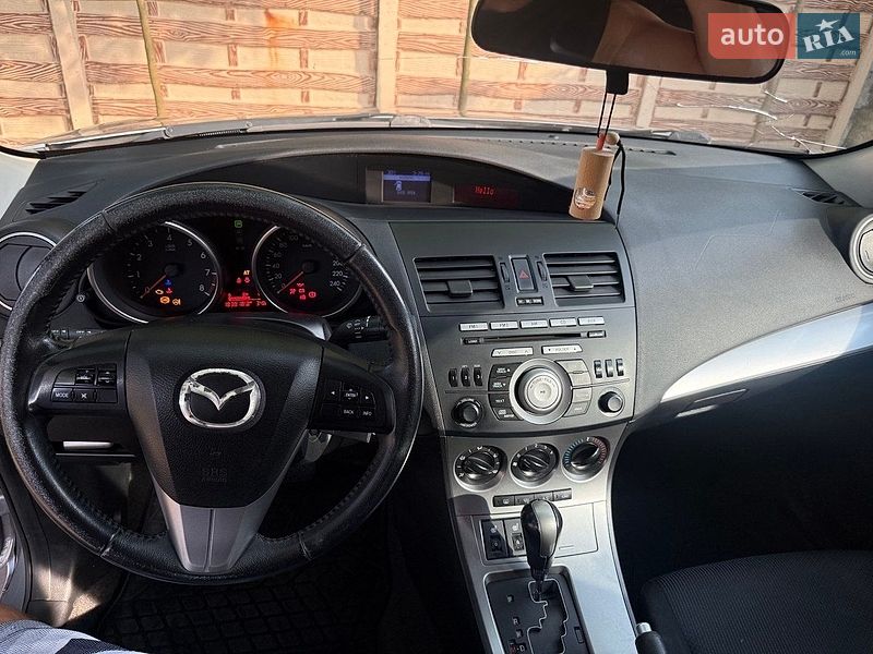 Хетчбек Mazda 3 2011 в Києві