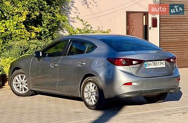 Седан Mazda 3 2016 в Одессе