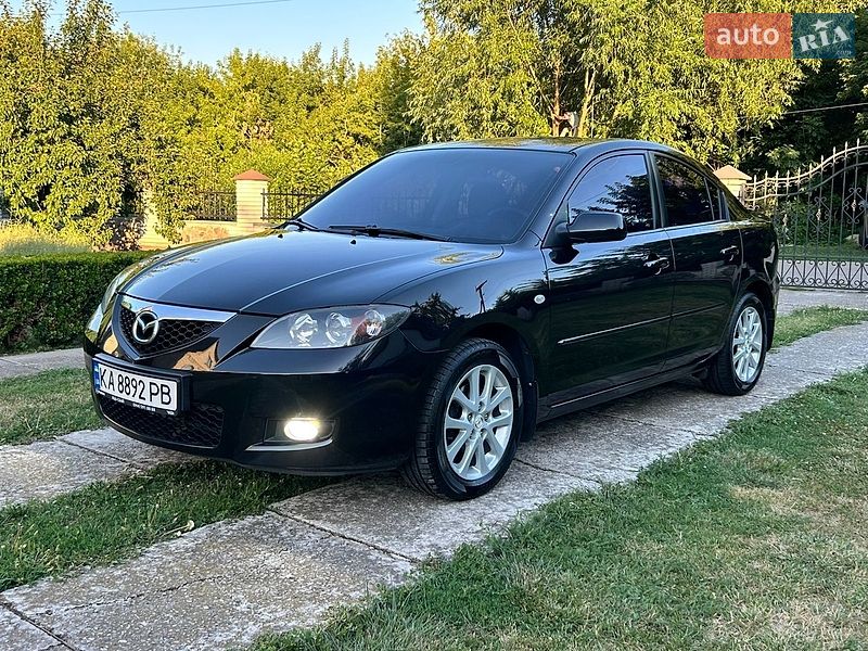 Седан Mazda 3 2008 в Києві