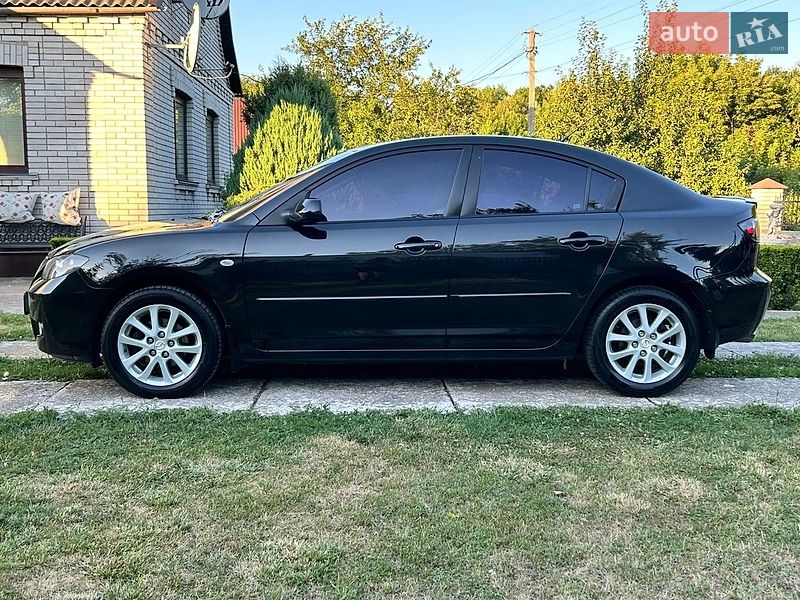 Седан Mazda 3 2008 в Києві