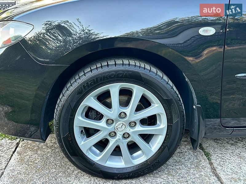 Седан Mazda 3 2008 в Києві