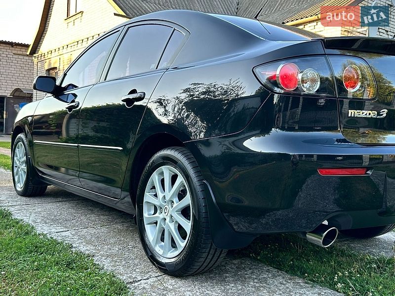 Седан Mazda 3 2008 в Києві