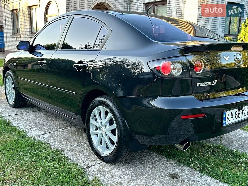 Седан Mazda 3 2008 в Києві