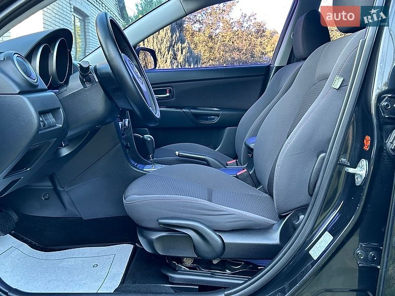 Седан Mazda 3 2008 в Києві