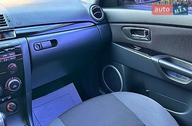 Седан Mazda 3 2008 в Києві