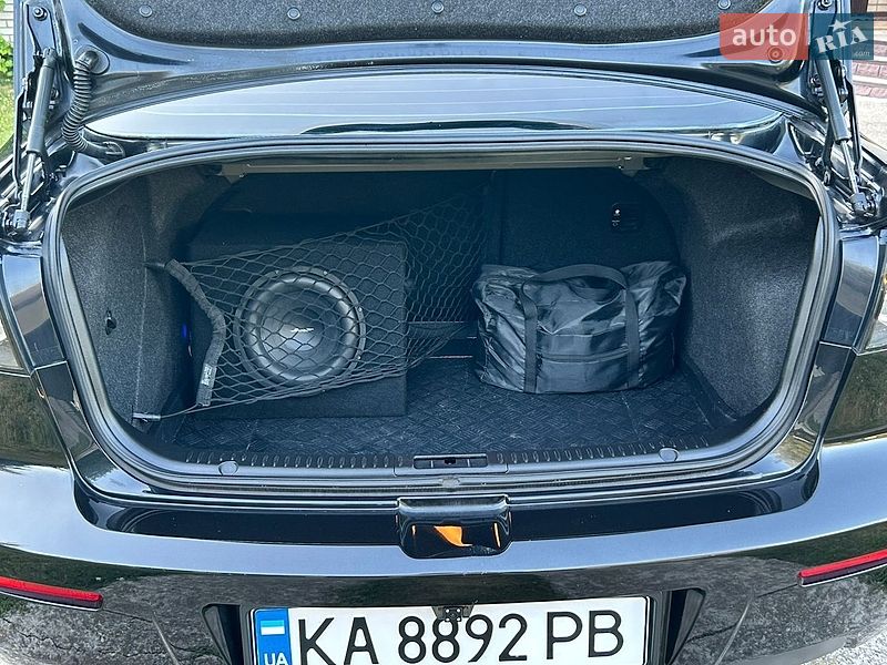 Седан Mazda 3 2008 в Києві
