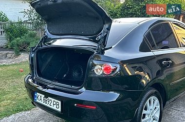 Седан Mazda 3 2008 в Києві