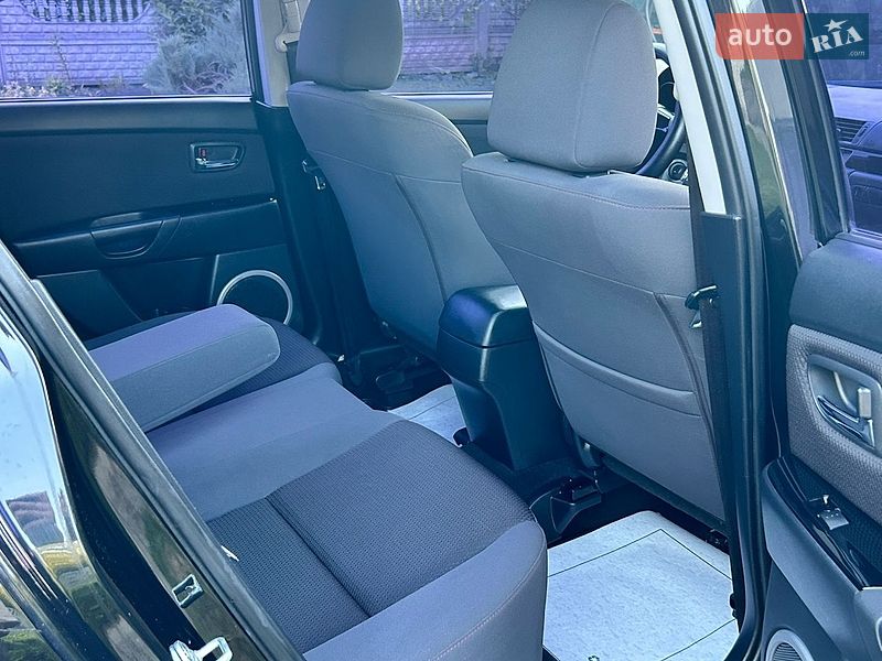 Седан Mazda 3 2008 в Києві