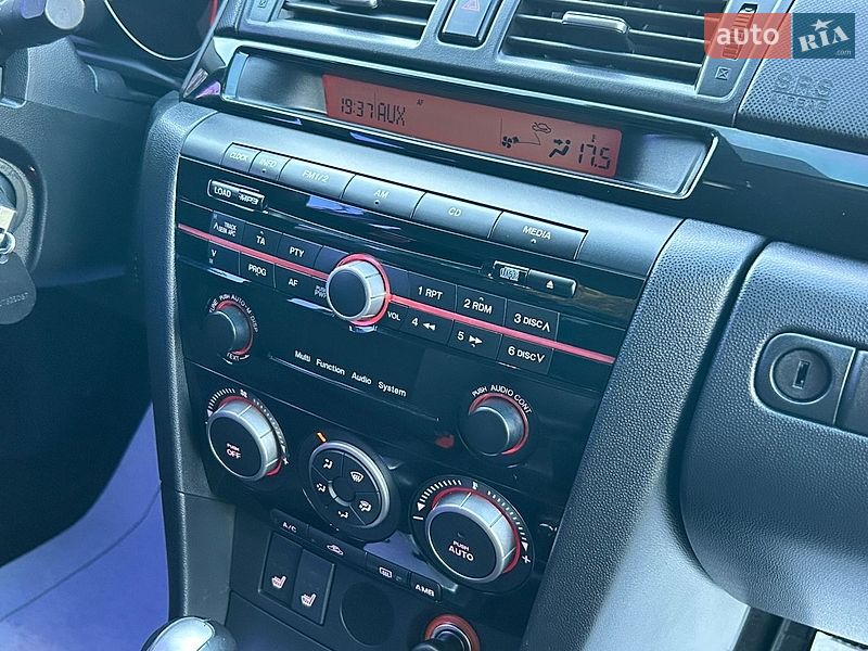 Седан Mazda 3 2008 в Києві