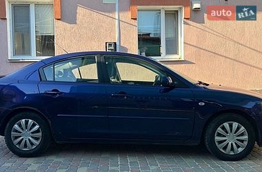 Седан Mazda 3 2004 в Днепре