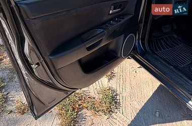 Седан Mazda 3 2006 в Харкові
