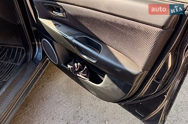 Седан Mazda 3 2006 в Харкові