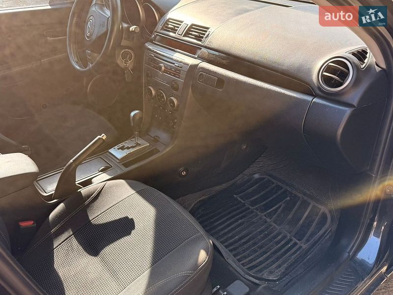 Седан Mazda 3 2006 в Харкові