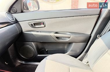 Седан Mazda 3 2005 в Хмельницком