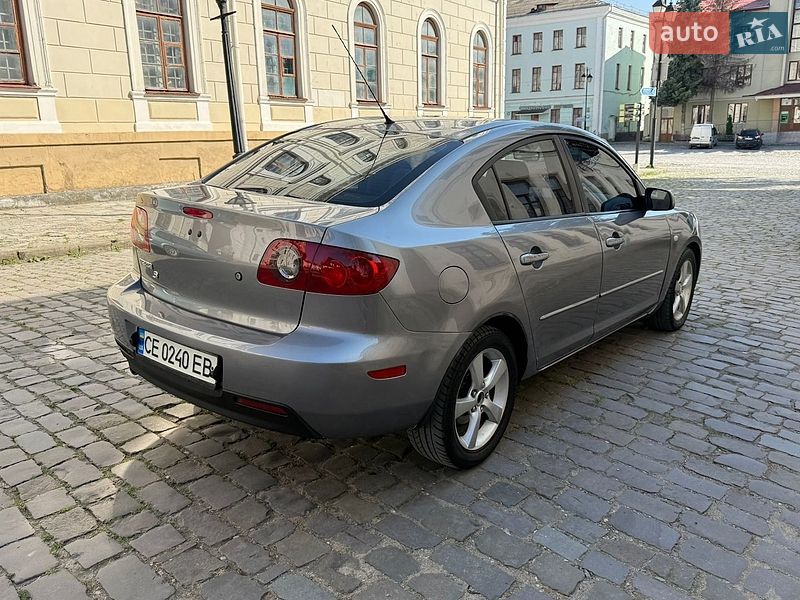 Седан Mazda 3 2004 в Каменец-Подольском