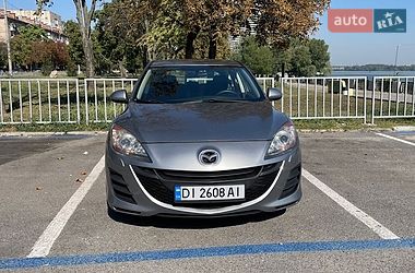 Хэтчбек Mazda 3 2010 в Днепре