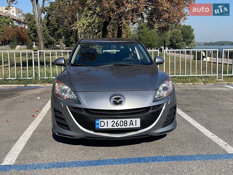 Хэтчбек Mazda 3 2010 в Днепре