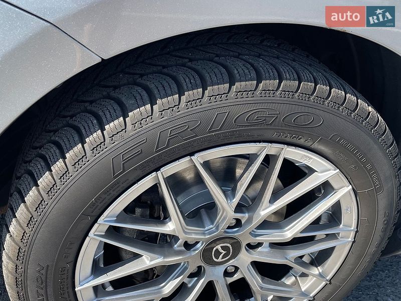 Хэтчбек Mazda 3 2010 в Днепре