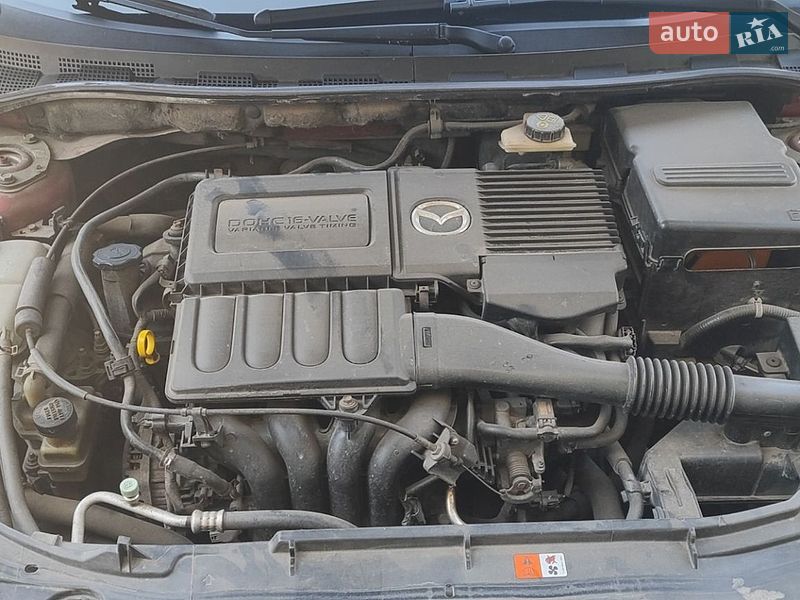 Хэтчбек Mazda 3 2005 в Покрове