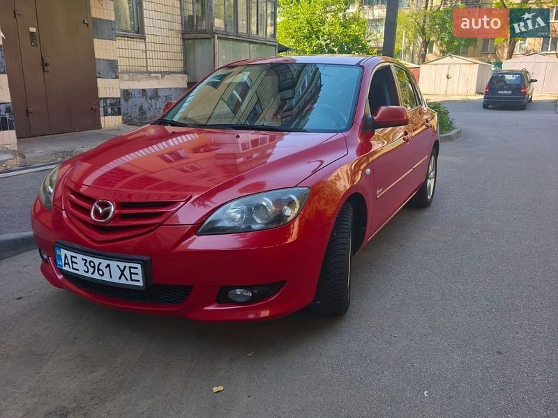 Хэтчбек Mazda 3 2005 в Покрове