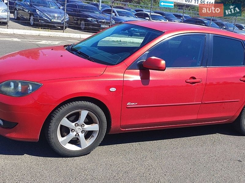 Хэтчбек Mazda 3 2005 в Покрове