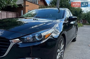 Седан Mazda 3 2018 в Чернигове
