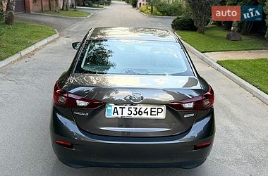 Седан Mazda 3 2015 в Києві