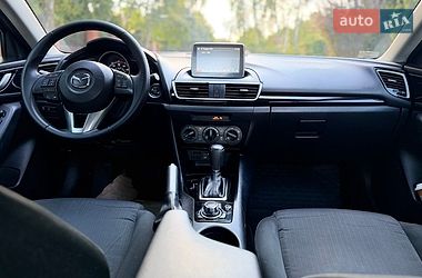 Седан Mazda 3 2015 в Києві