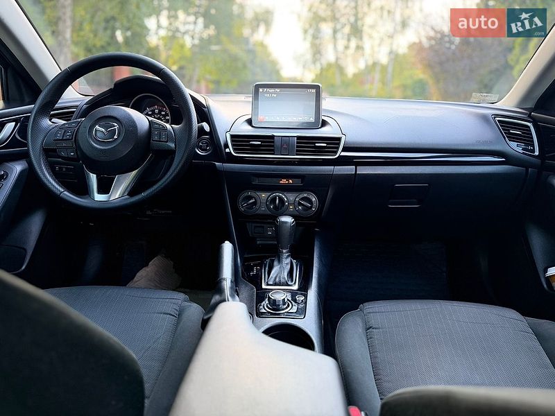 Седан Mazda 3 2015 в Києві