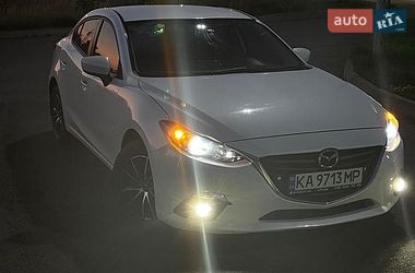 Седан Mazda 3 2015 в Василькові