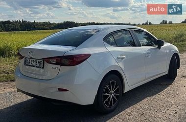 Седан Mazda 3 2015 в Василькові