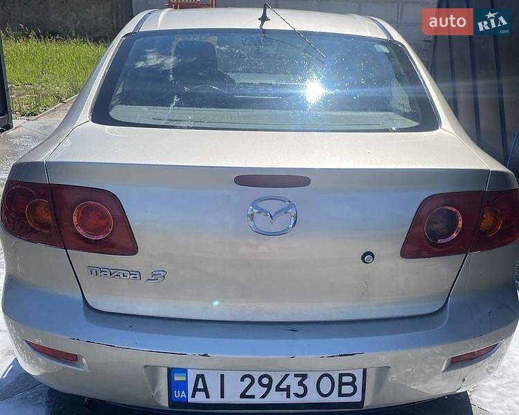 Седан Mazda 3 2004 в Фастові